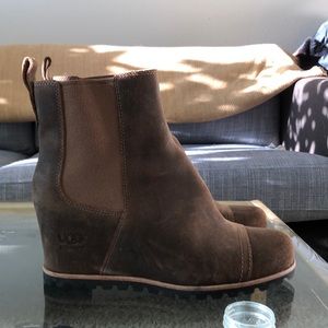 Barely used UGG waterproof wedge bootie